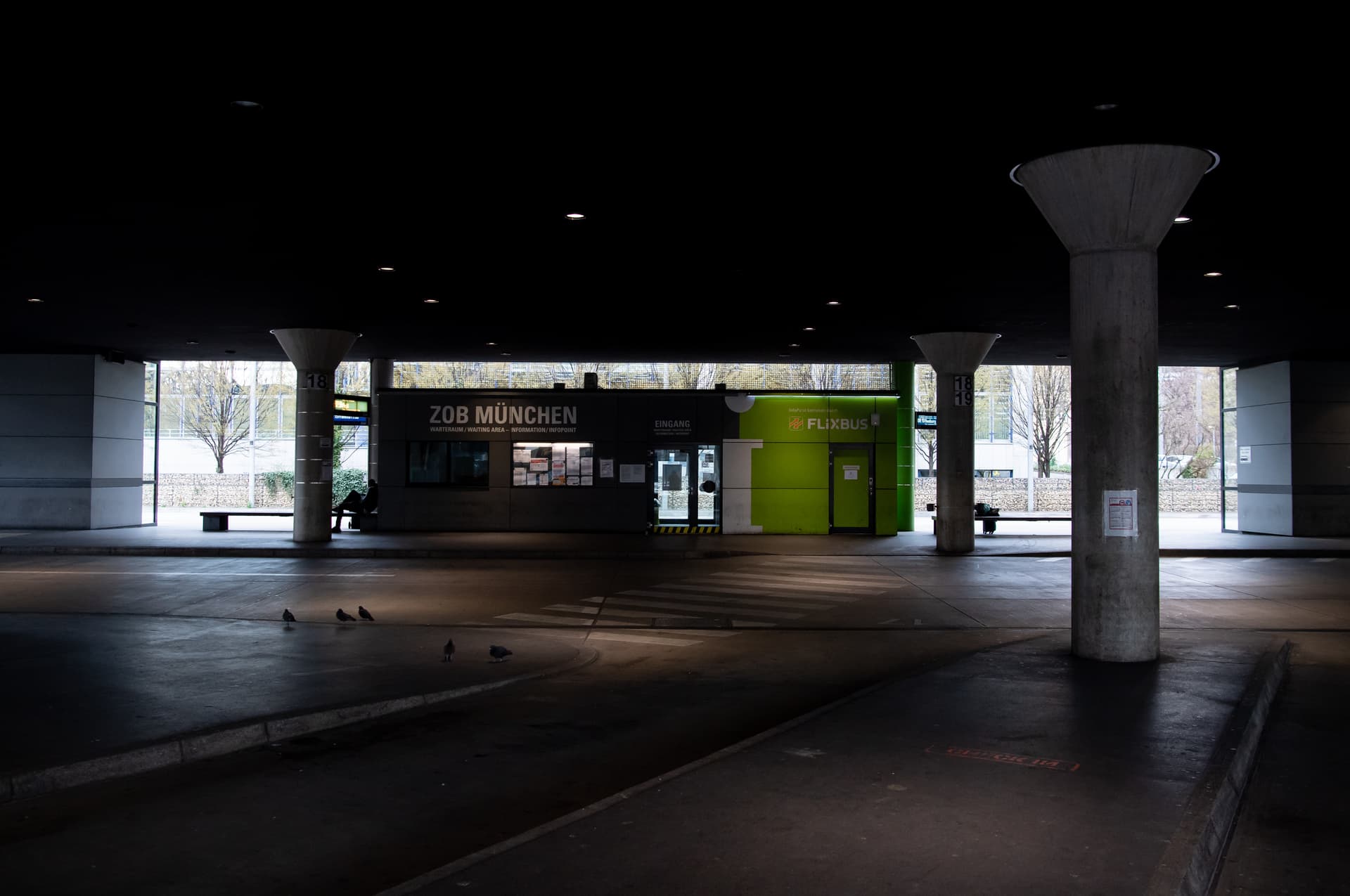 Mädchen (18) von zwei Syrern am Münchener Busbahnhof vergewaltigt