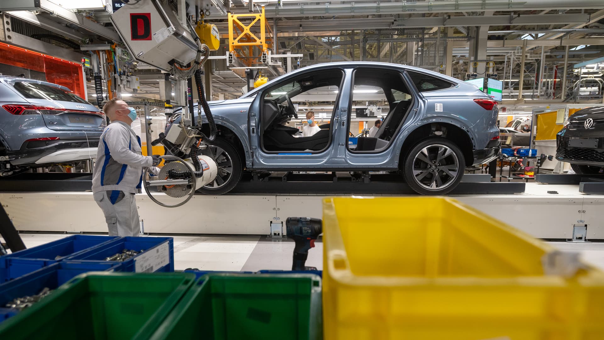 100.000 Stellen bei VW müssen weg! Werke in Hannover, Zwickau, Emden und Neckarsulm sollen schließen