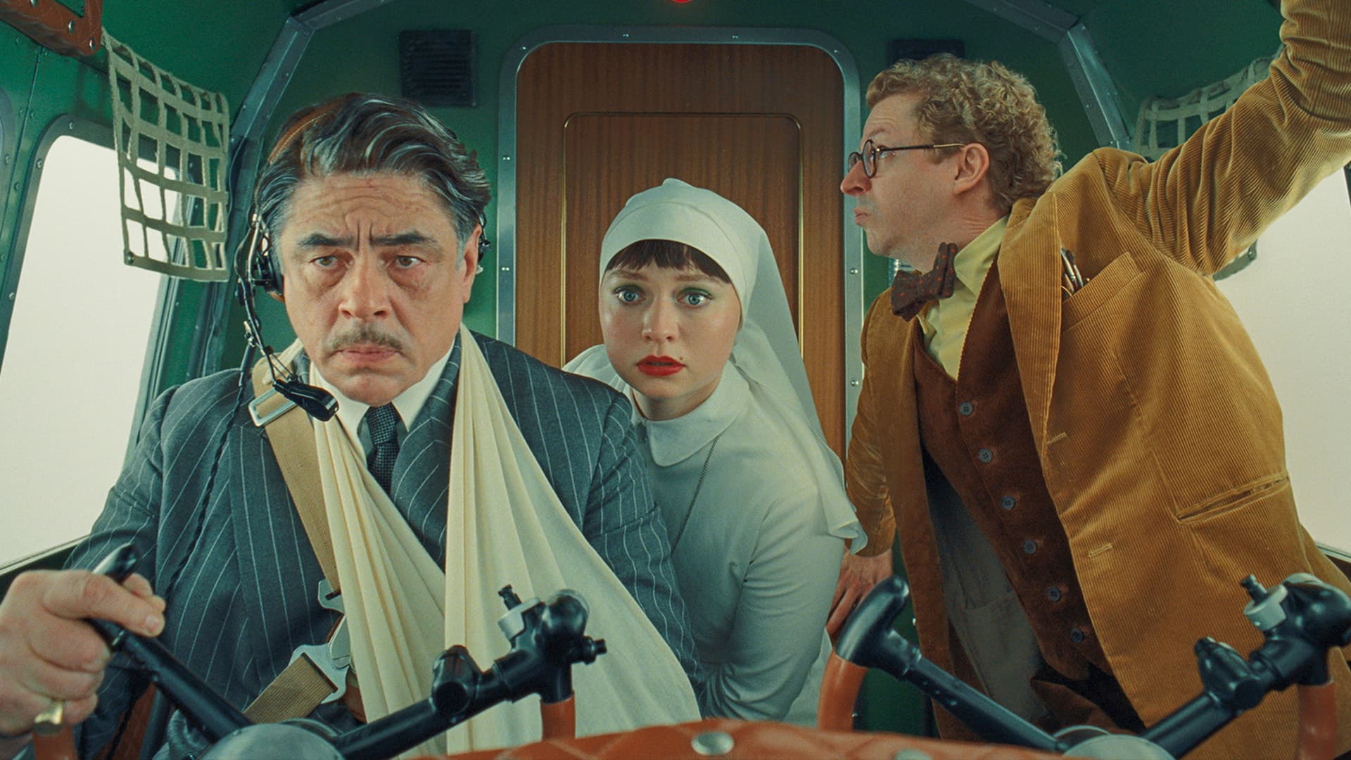 „Der phönizische Meisterstreich“: Wes Andersons neuer Film ist so absurd, dass er schon wieder großartig ist