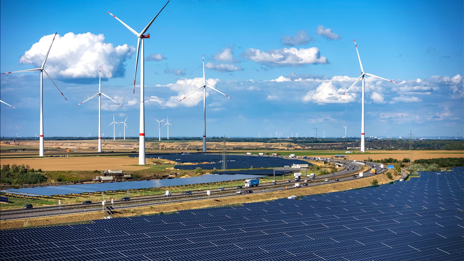 Die „Energiewende“ ruiniert die Wirtschaft und kostet jeden Bürger knapp 60.000 Euro
