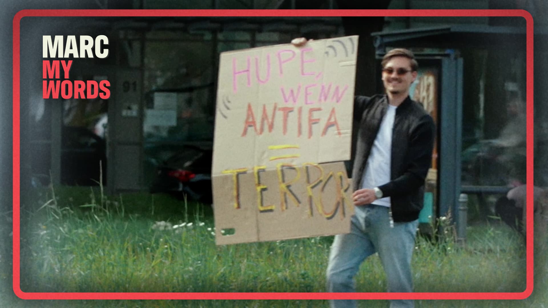 Antifa, Patriotismus, Meinungsfreiheit: Was Autofahrer verraten, wenn niemand zuschaut