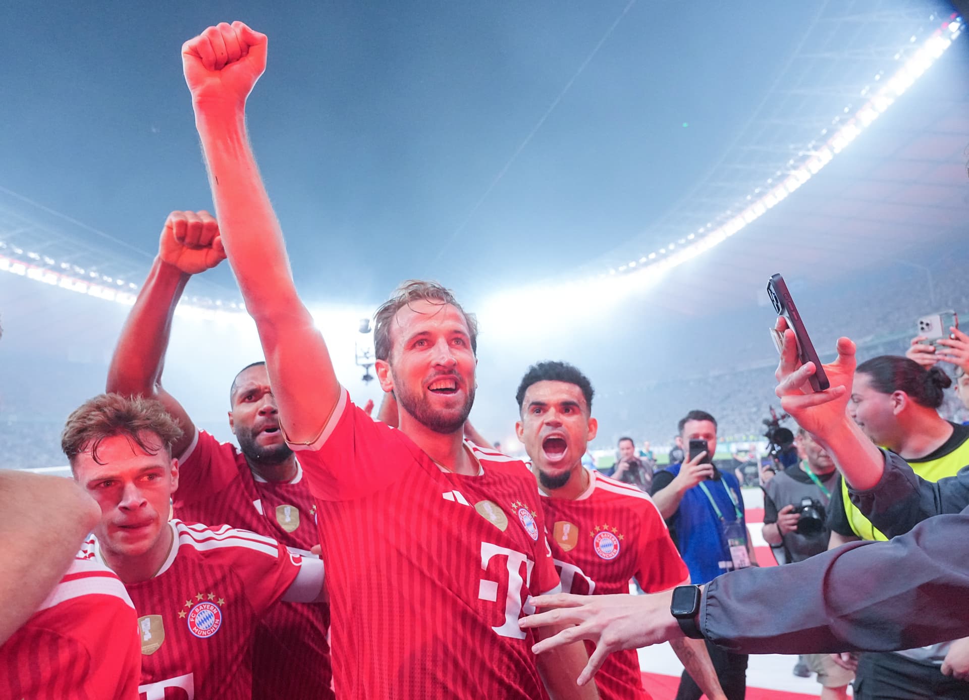 Dank Harry Kane: FC Bayern besiegt Stuttgart im Pokalfinale mit 3:0