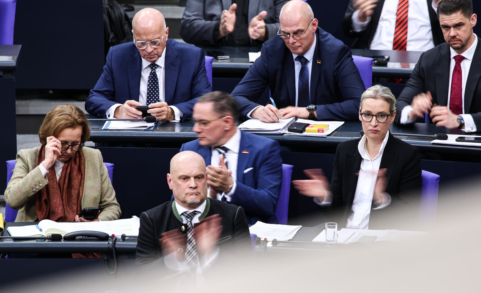 Warum nach Donald Trumps Luftschlägen auf den Iran ein Flügelstreit innerhalb der AfD entbrannt ist