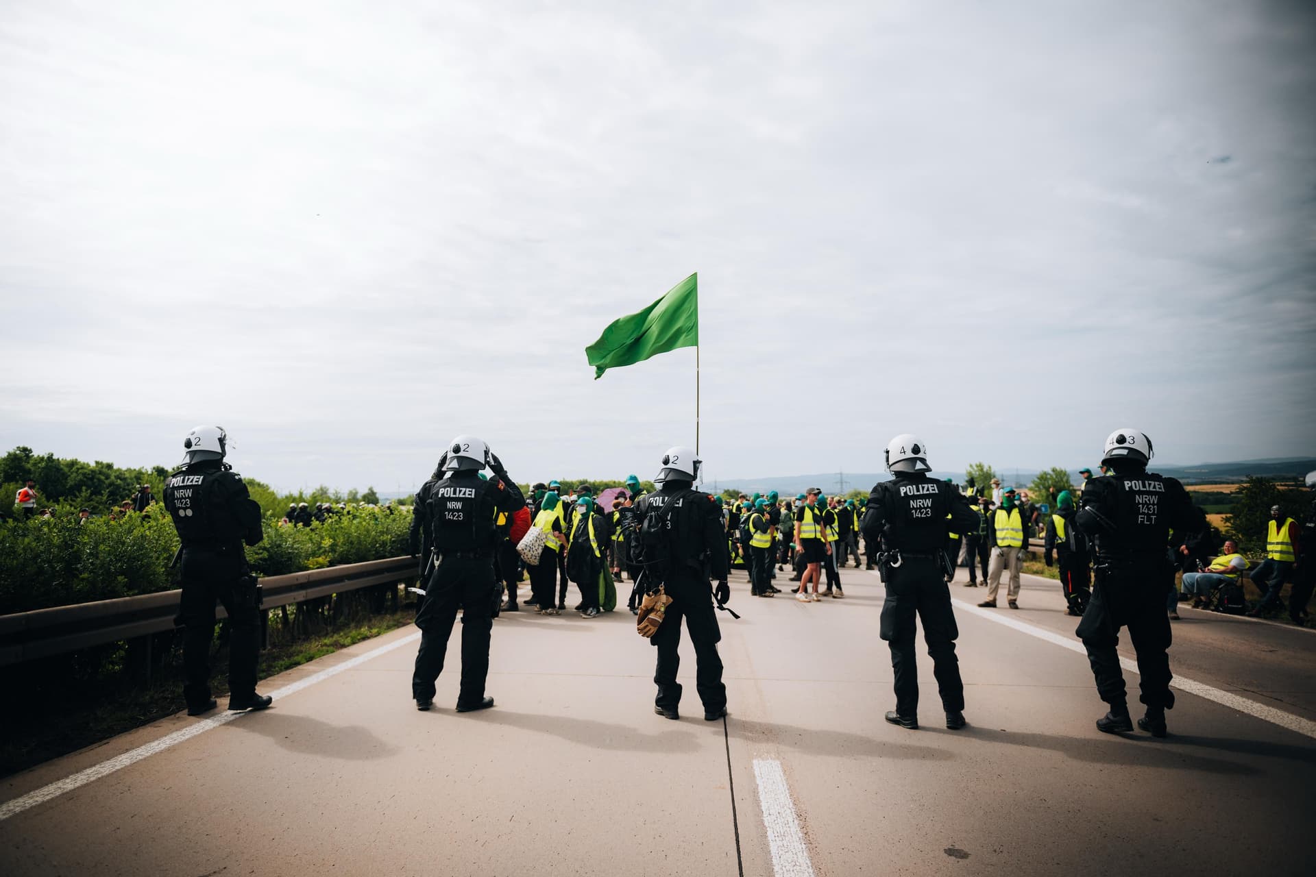 Der verschlafene Widerstand: „Richtig scheiße, die haben diesmal mitten in der Nacht angefangen“