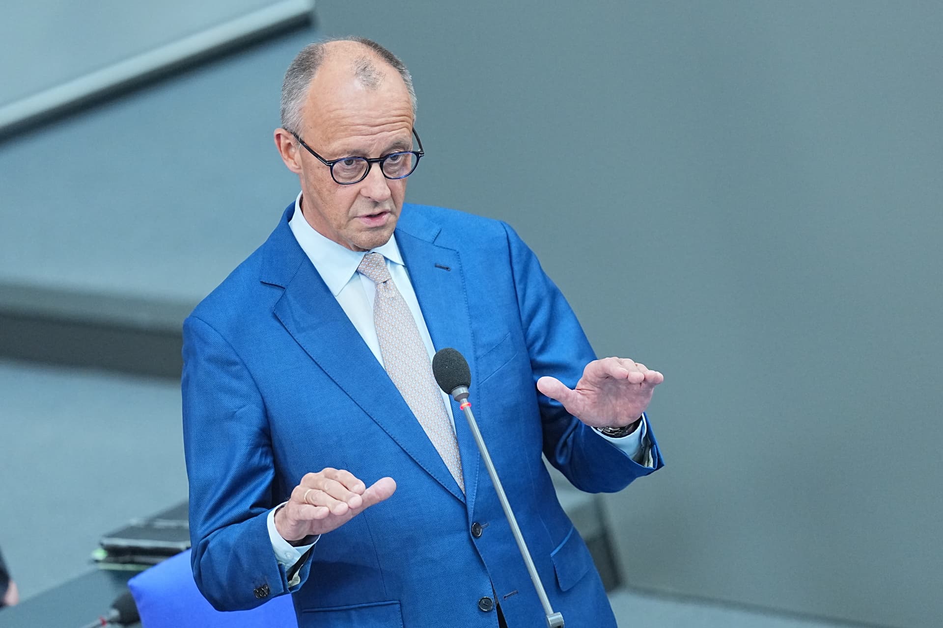 Merz behauptet: Volk will lieber höhere Renten-Beiträge als Einsparungen bei Entwicklungshilfe